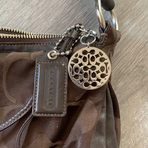 Coach Brown and Silver hardware shoulder bag - Picture 2 of 10